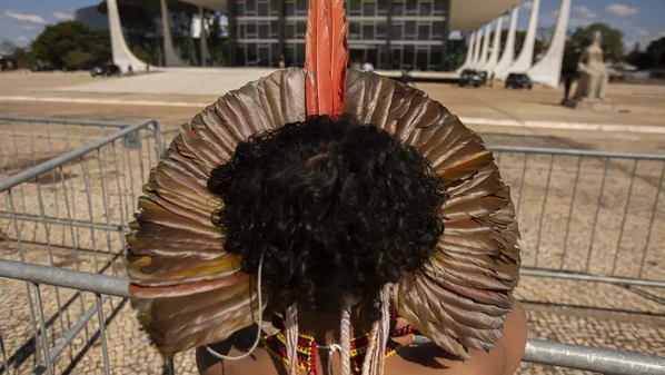 Decisão de Flávio Dino reconhece omissão constitucional e estabelece que indígenas devem ser beneficiários; medida foi pedida pelos indígenas cinta larga e será submetida ao plenário do Supremo