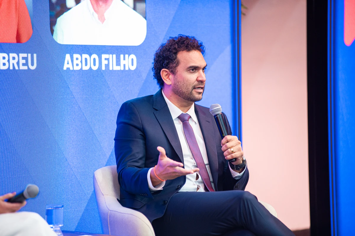 Diálogos - Brasil no Espelho