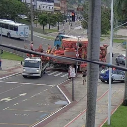 Trânsito ficou congestionado no começo da manhã desta sexta-feira (6) porque os veículos ficaram parados por um tempo na região da Rodoviária de Vitória