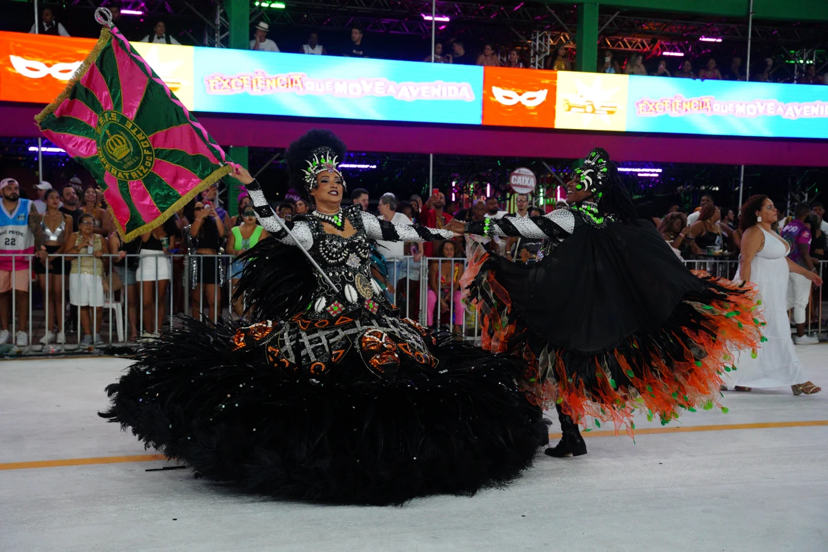 Confira o desfila da Imperatriz do Forte no Carnaval 2026 por Fernando Madeira