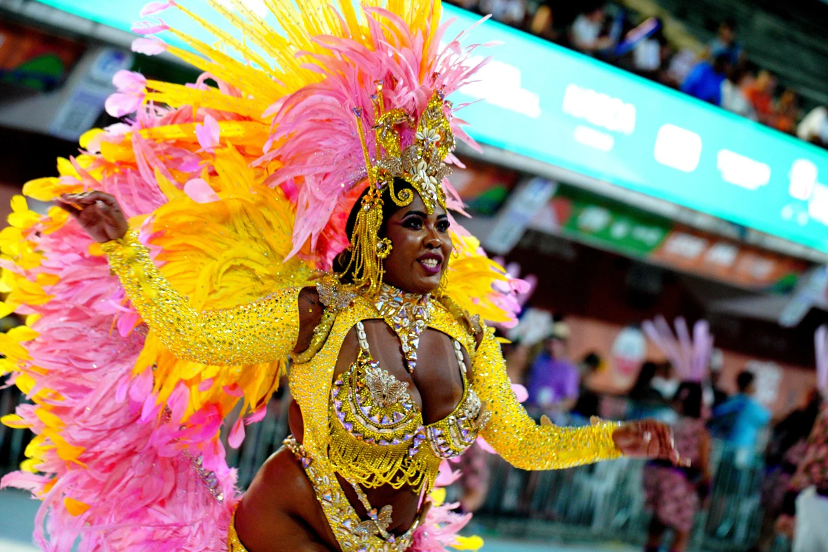Confira o desfile da Imperatriz do Forte no Carnaval 2026 por Fernando Madeira