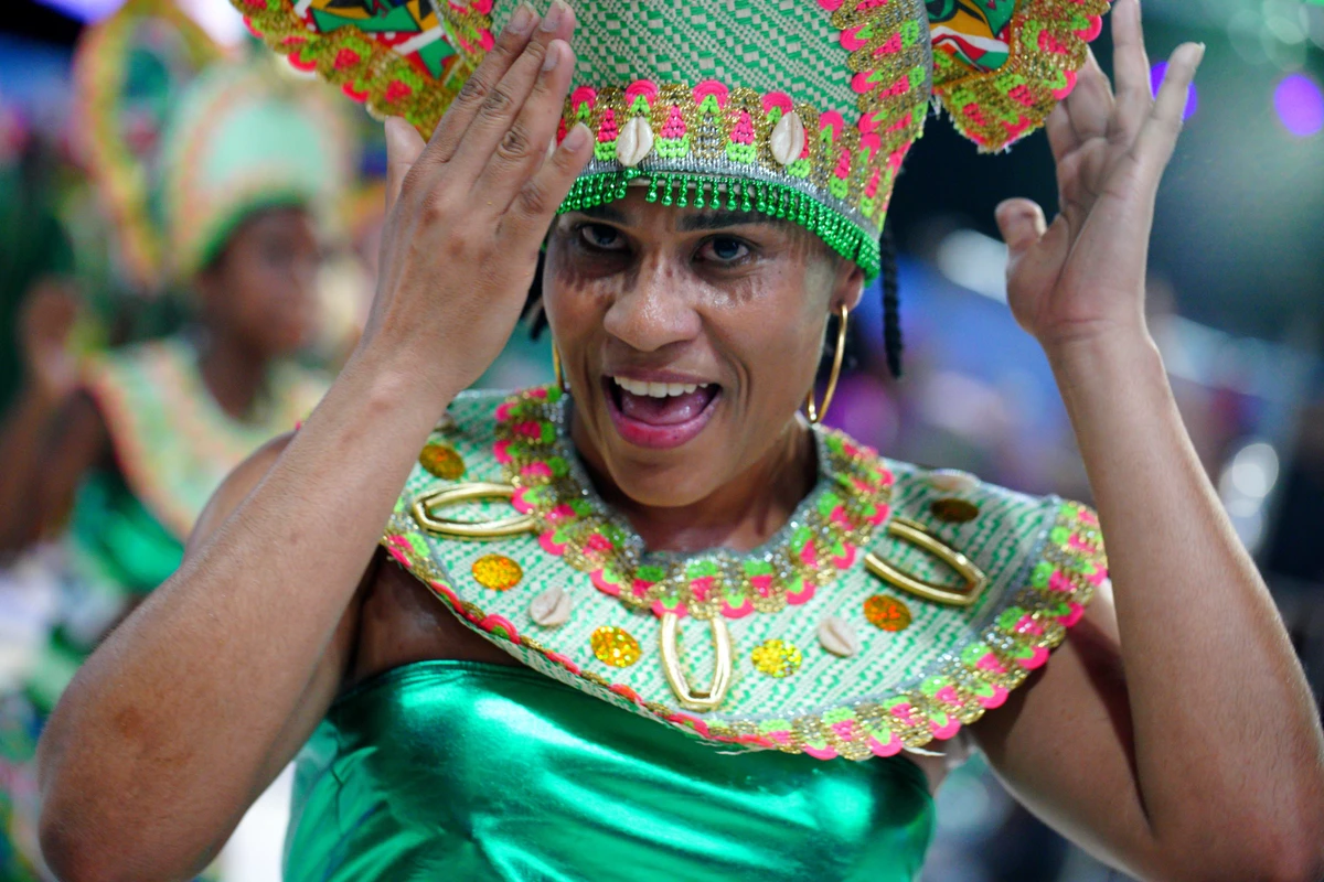 Confira o desfile da Imperatriz do Forte no Carnaval 2026 por Fernando Madeira