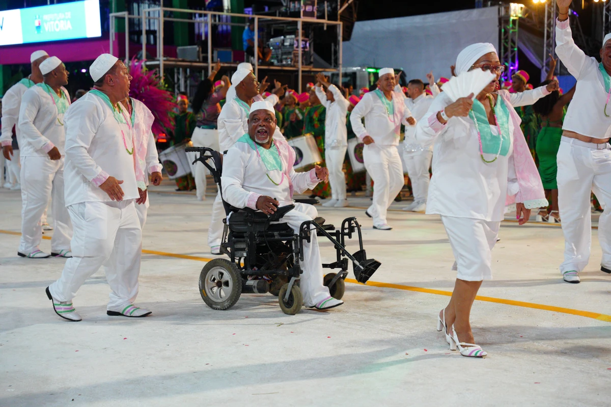 Confira o desfile da Imperatriz do Forte no Carnaval 2026 por Fernando Madeira