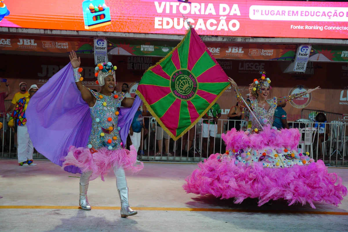Confira o desfile da Imperatriz do Forte no Carnaval 2026 por Fernando Madeira