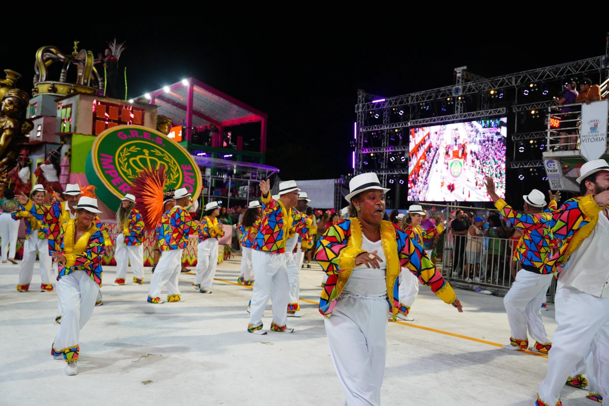 Confira o desfile da Imperatriz do Forte no Carnaval 2026 por Fernando Madeira