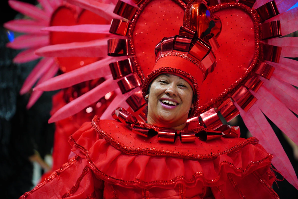 Confira o desfile da Jucutuquara no Carnaval 2026 por Fernando Madeira