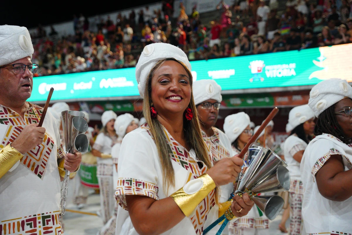 Confira o desfile da Jucutuquara no Carnaval 2026 por Fernando Madeira