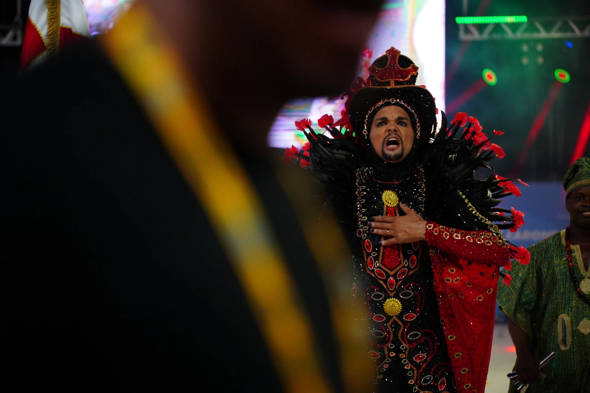 Confira o desfile da Jucutuquara no Carnaval 2026 por Fernando Madeira