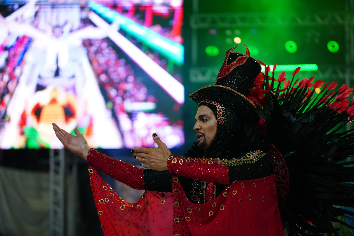 Confira o desfile da Jucutuquara no Carnaval 2026 por Fernando Madeira