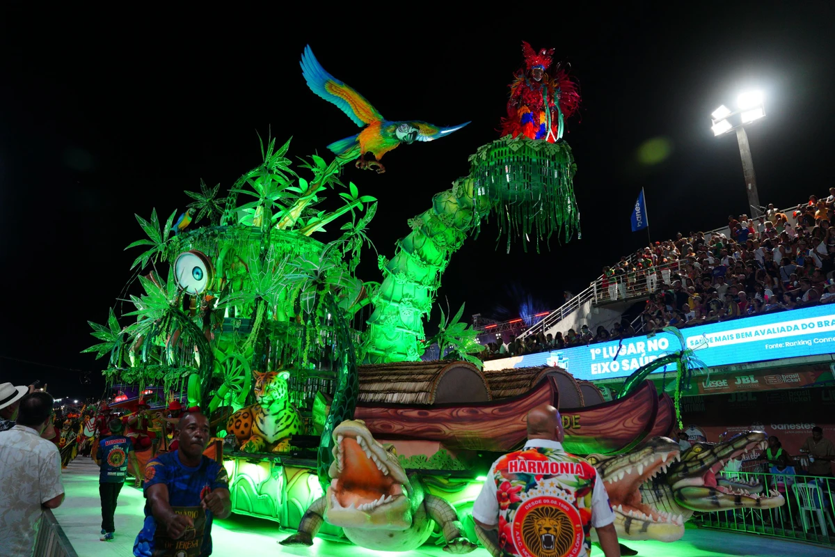 Confira o desfila da MUG no Carnaval 2026 por Fernando Madeira