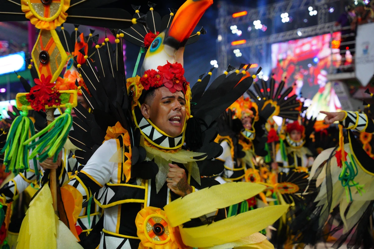 Confira o desfila da MUG no Carnaval 2026 por Fernando Madeira