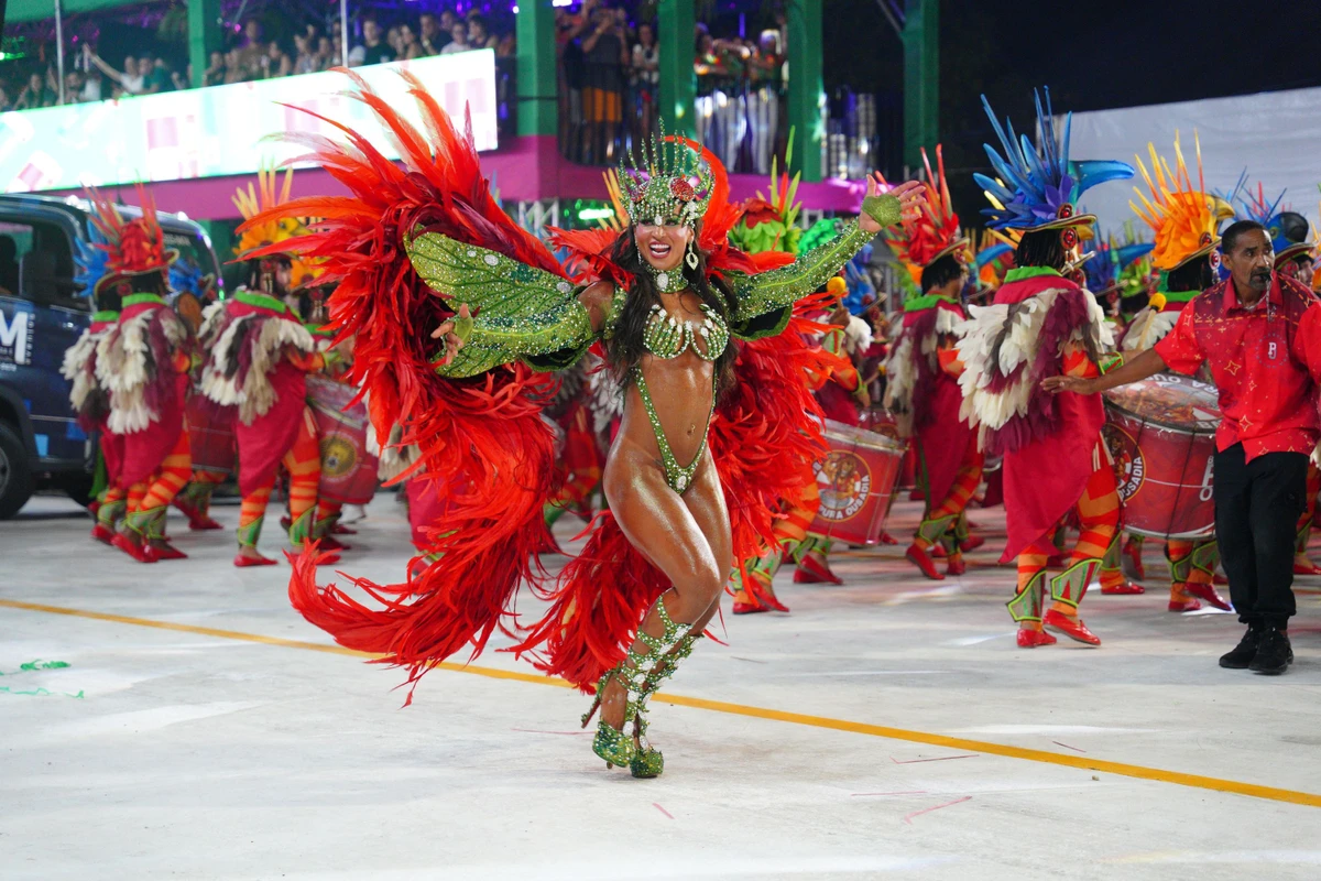 Confira o desfila da MUG no Carnaval 2026 por Fernando Madeira