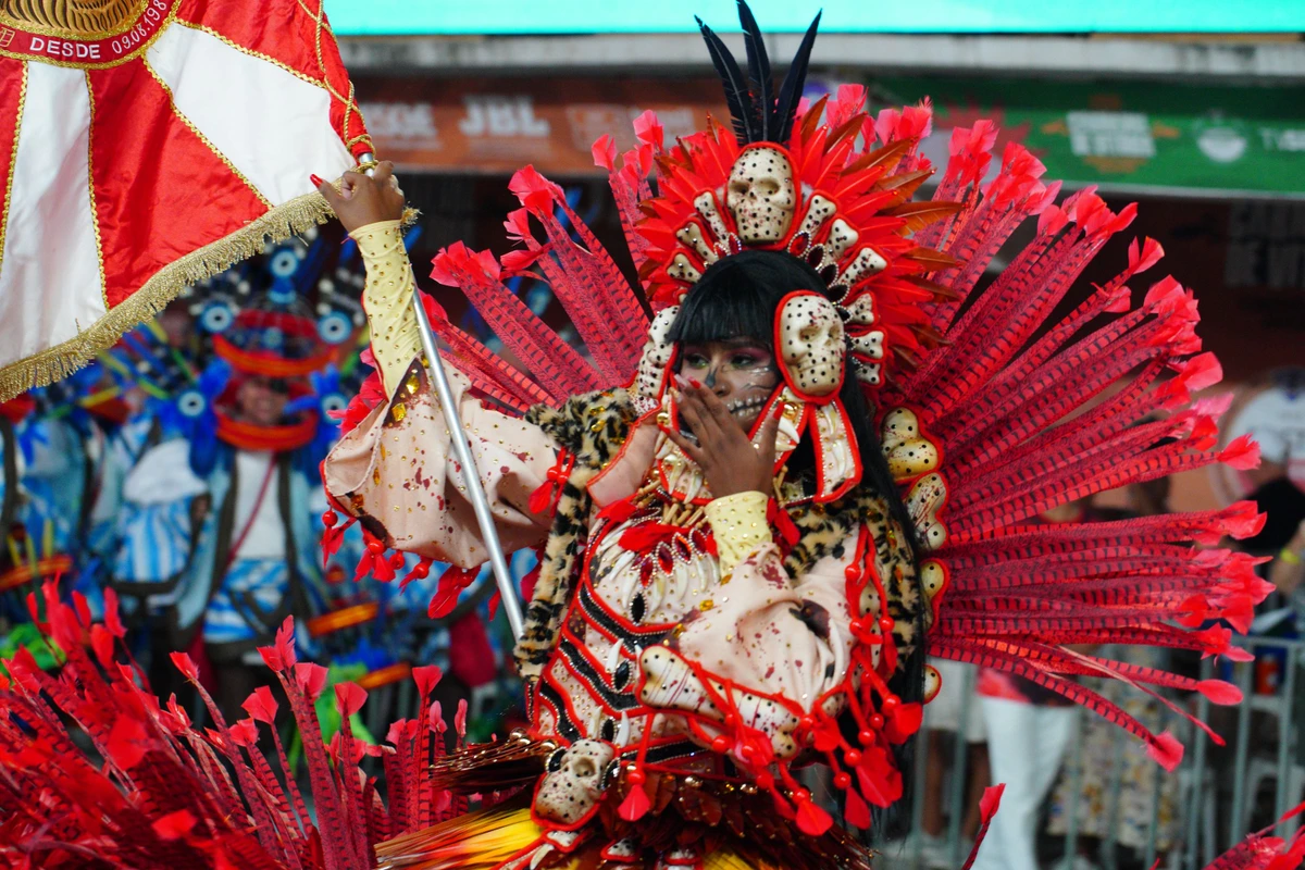 Confira o desfila da MUG no Carnaval 2026 por Fernando Madeira