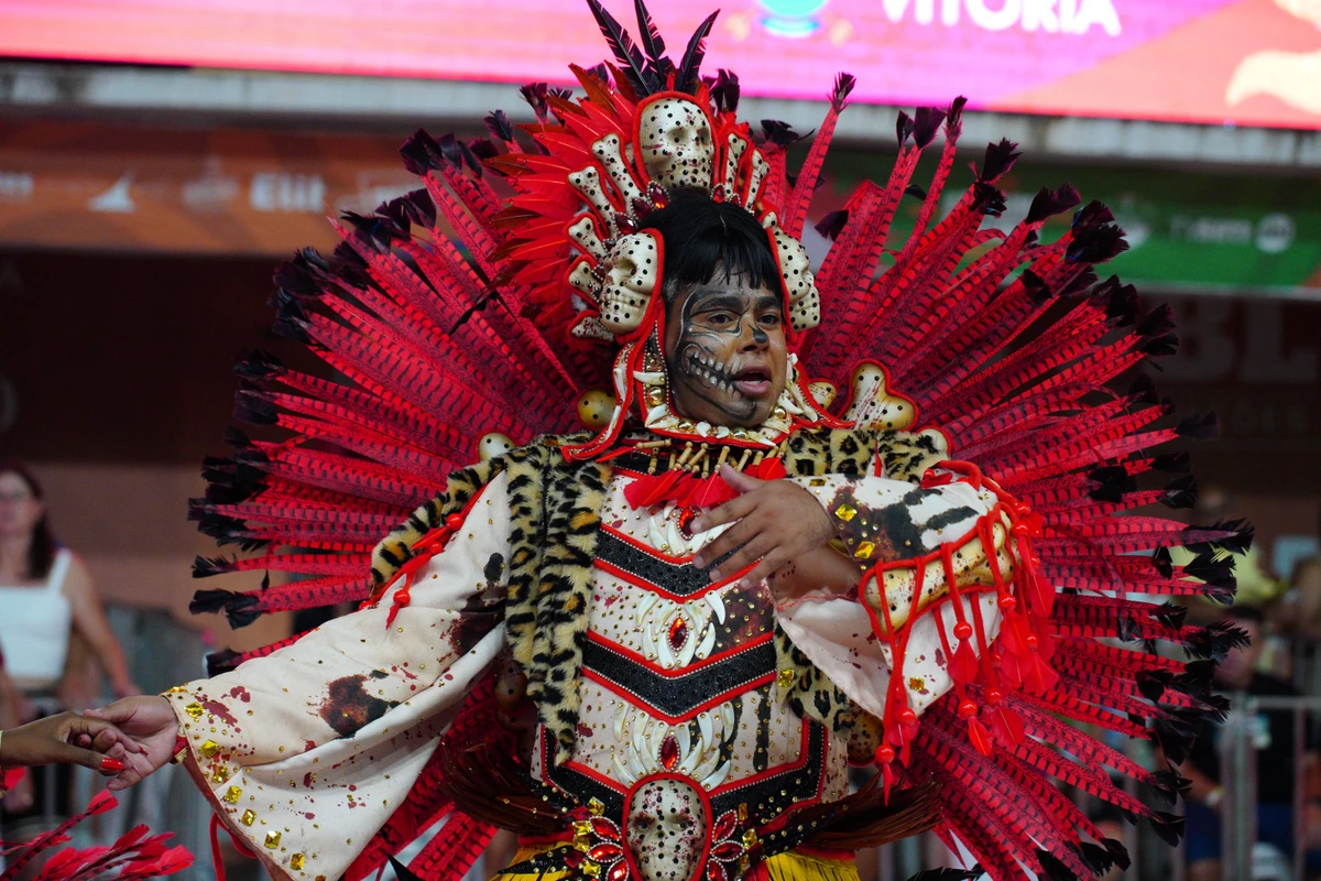 Confira o desfila da MUG no Carnaval 2026 por Fernando Madeira