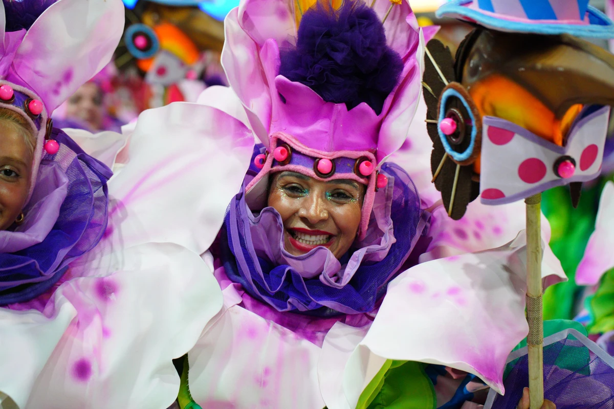 Confira o desfila da MUG no Carnaval 2026 por Fernando Madeira