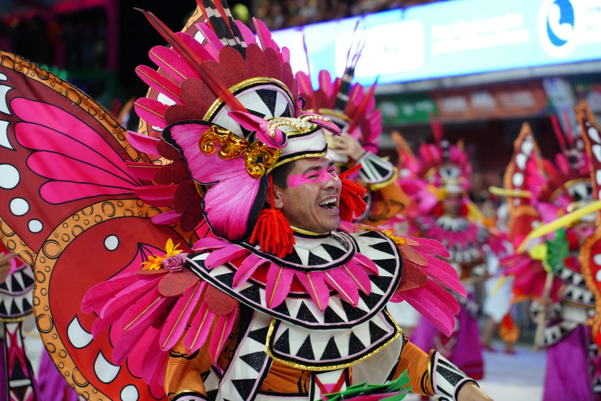Confira o desfila da MUG no Carnaval 2026 por Fernando Madeira