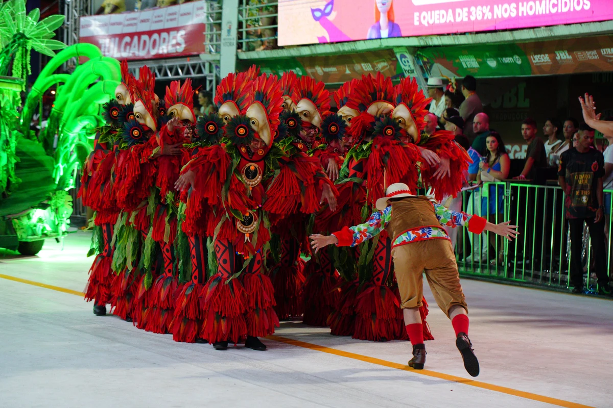 Confira o desfila da MUG no Carnaval 2026 por Fernando Madeira