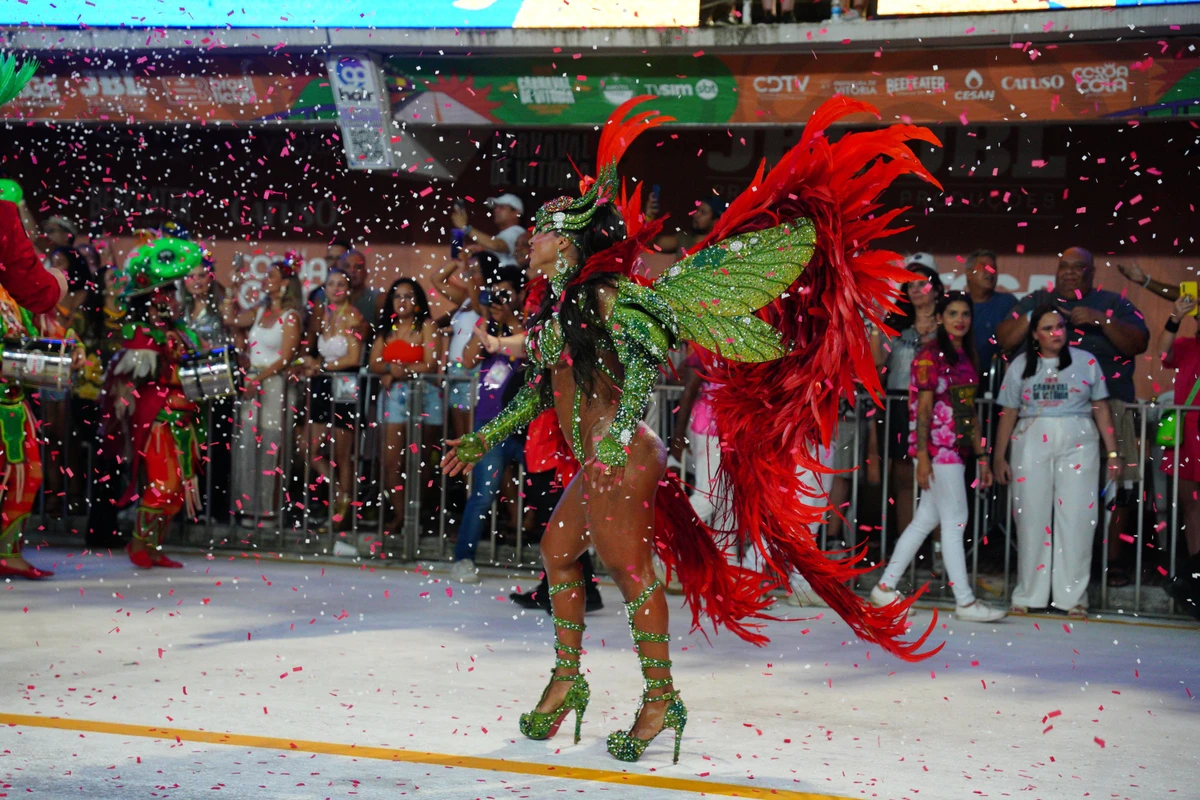 Confira o desfila da MUG no Carnaval 2026 por Fernando Madeira