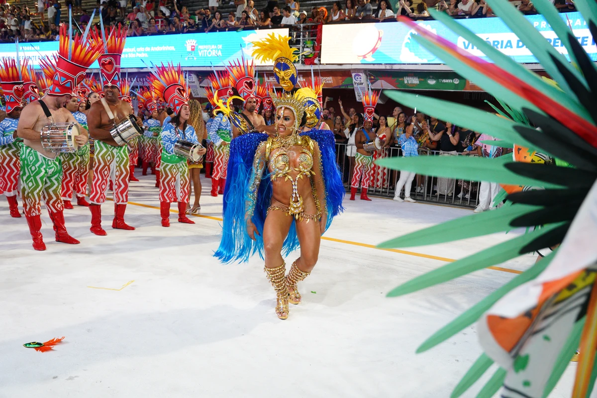 Novo Império por Ricardo Medeiros