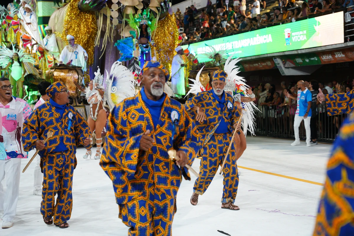 Novo Império por Ricardo Medeiros