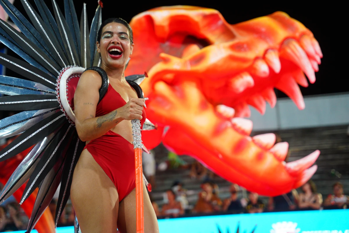 Novo Império por Ricardo Medeiros