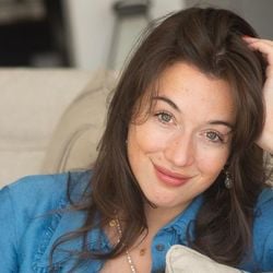 Será que é apego disfarçado de amizade? Especialistas indicam as quatro perguntas que você precisa fazer a si mesmo antes de decidir se deve manter amizade com seu ex ou cortar o contato por completo.