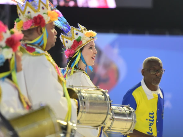 Confira o desfile da Escola de Samba Rosas de Ouro no Carnaval 2026 por Carlos Alberto Silva