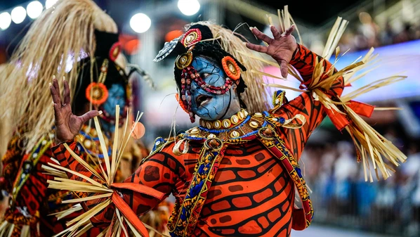 Entre a noite de sábado (7) e a madrugada de domingo (8), desfilaram pela avenida Rosas de Ouro, Unidos da Piedade, Independente de Boa Vista, Chegou o Que Faltava e Andaraí