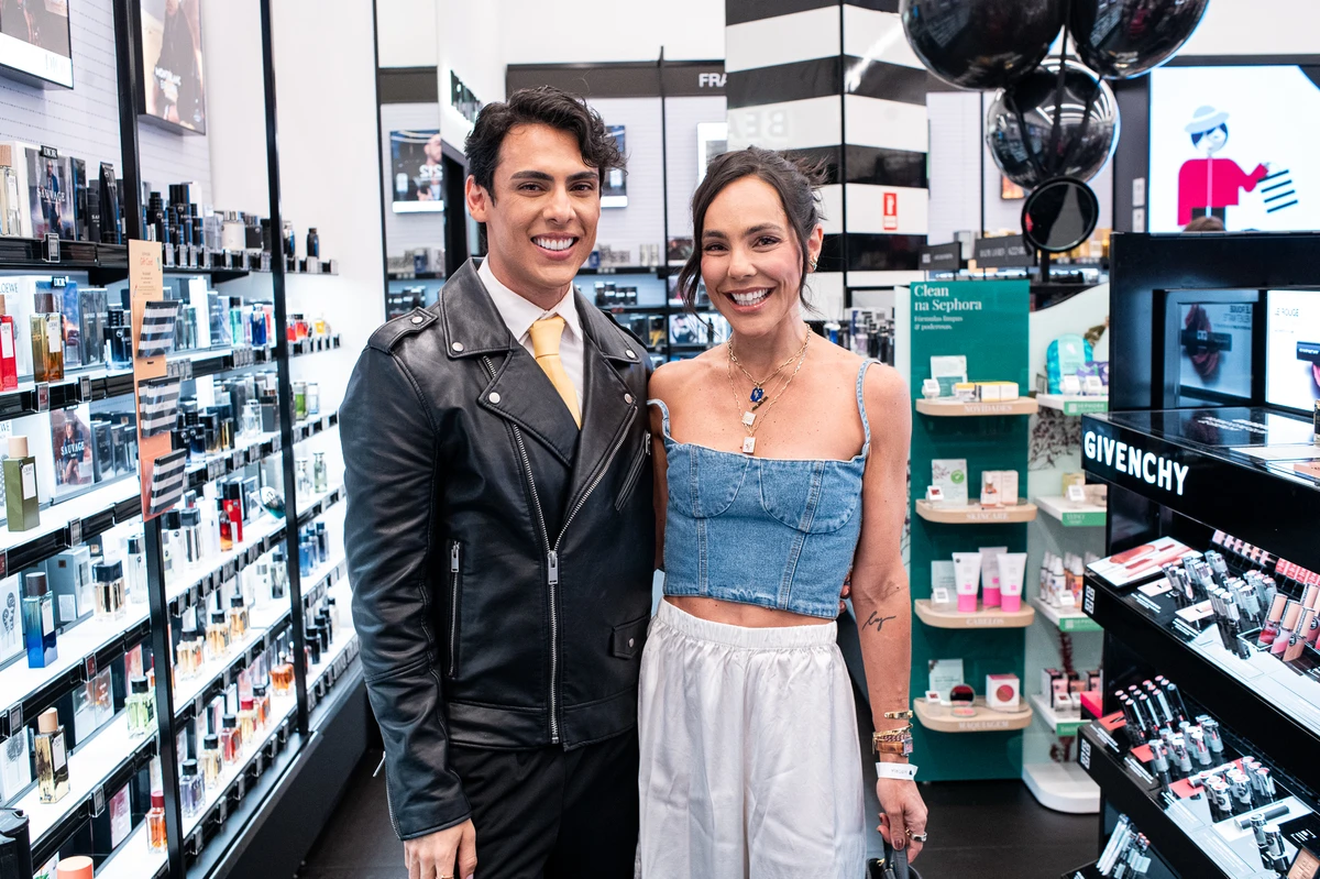 Carol Neves e Theodoro