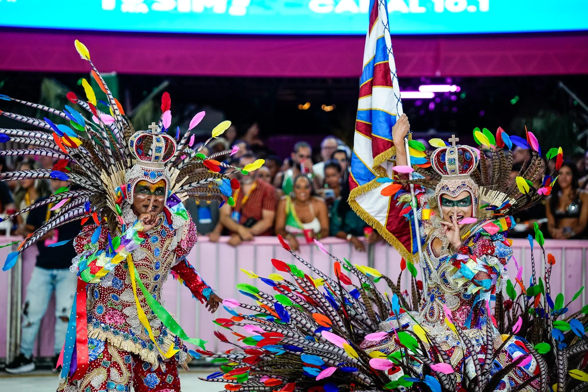 Desfile da escoa de Samba Independente de Boa Vista no Sambão do Povo por Vitor Jubini