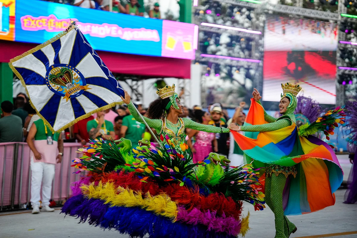 Desfile da escola de samba Andaraí no Sambão do Povo por Vitor Jubini