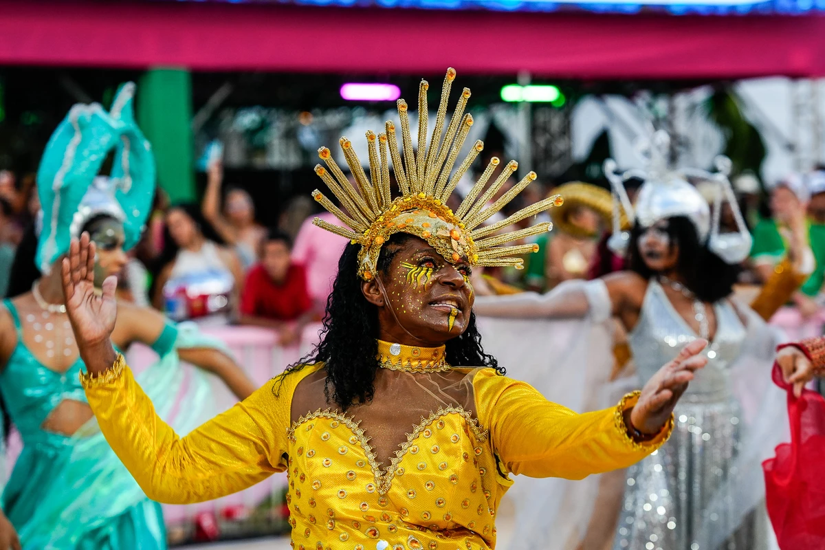Desfile da escola de samba Andaraí no Sambão do Povo por Vitor Jubini