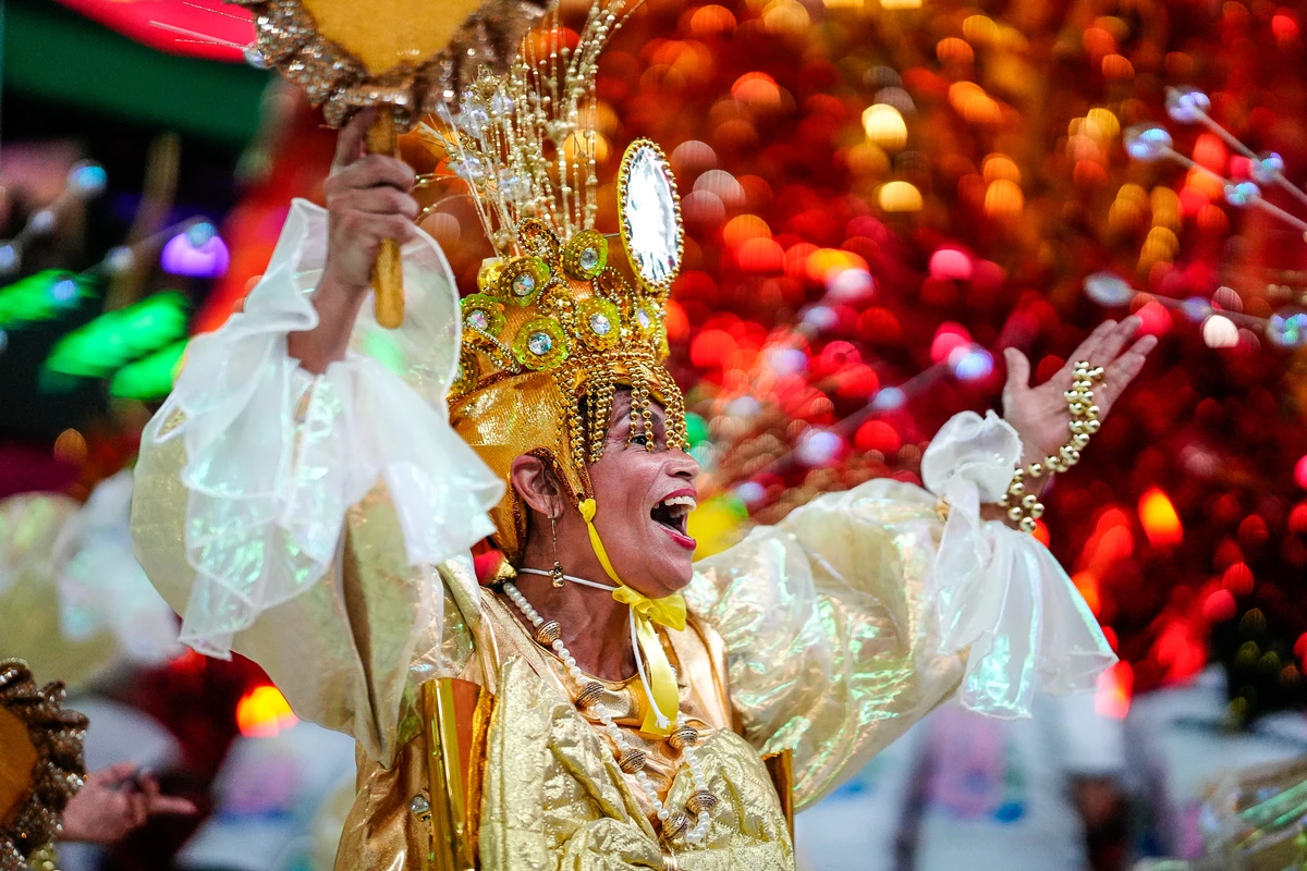 Desfile da escola de Samba Chegou o que Faltava no Sambão do Povo por Vitor Jubini