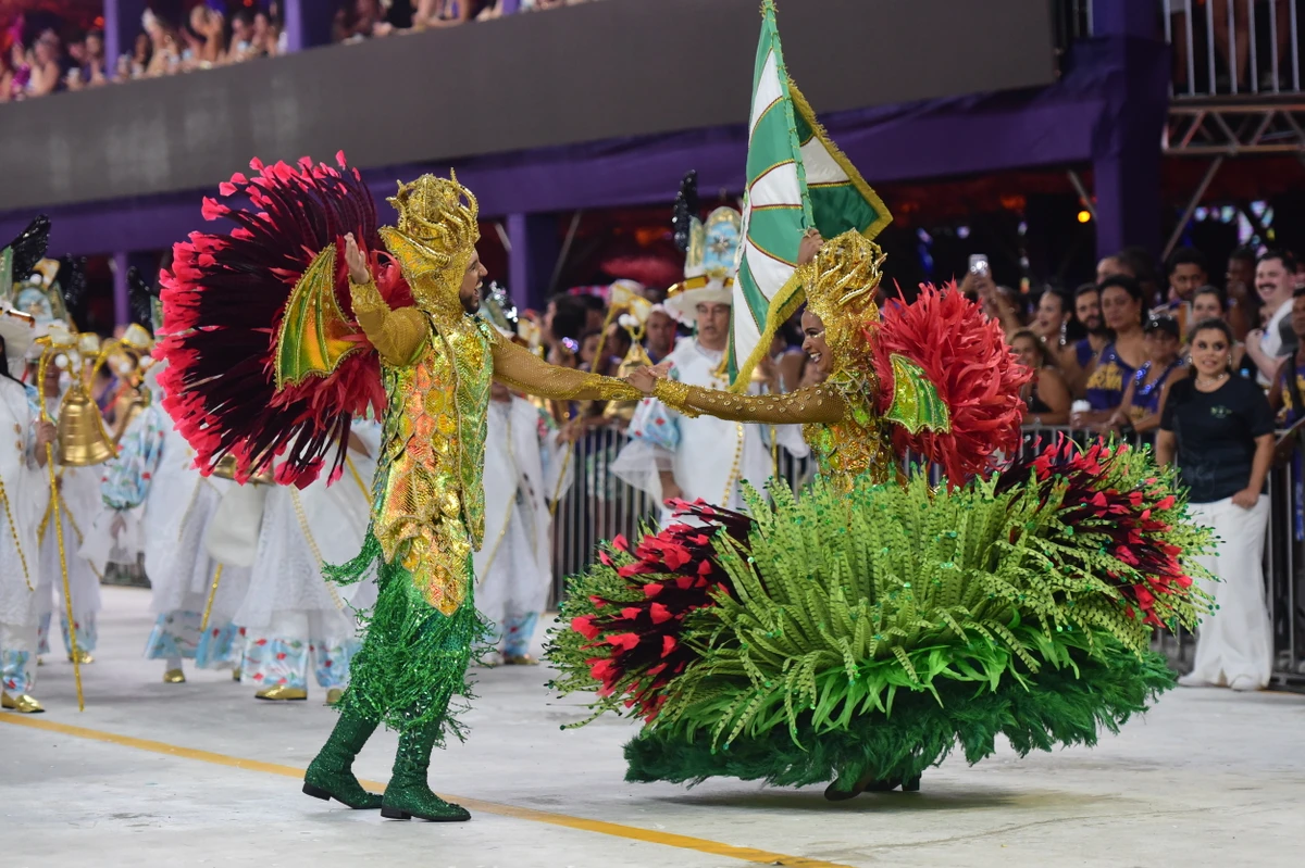 Confira o desfile da Escola de Samba Unidos DA Piedade no Carnaval 2026 por Carlos Alberto Silva