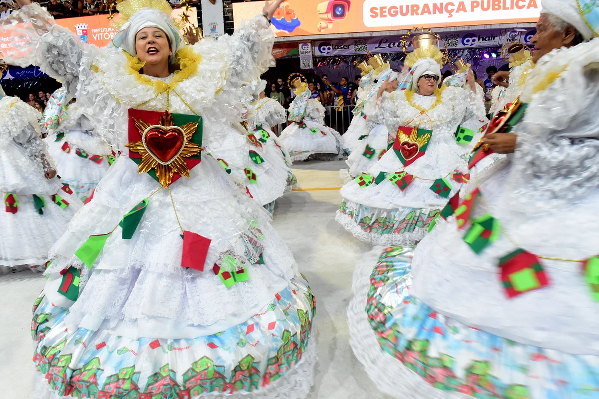 Confira o desfile da Escola de Samba Unidos DA Piedade no Carnaval 2026 por Carlos Alberto Silva