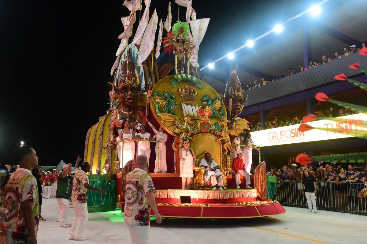 Confira o desfile da Escola de Samba Unidos DA Piedade no Carnaval 2026 por Carlos Alberto Silva