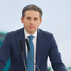 Presidente da Câmara diz que "o mundo avançou" e que "o Brasil não pode ficar para trás"; proposta é uma das prioridades do governo Lula mirando a reeleição