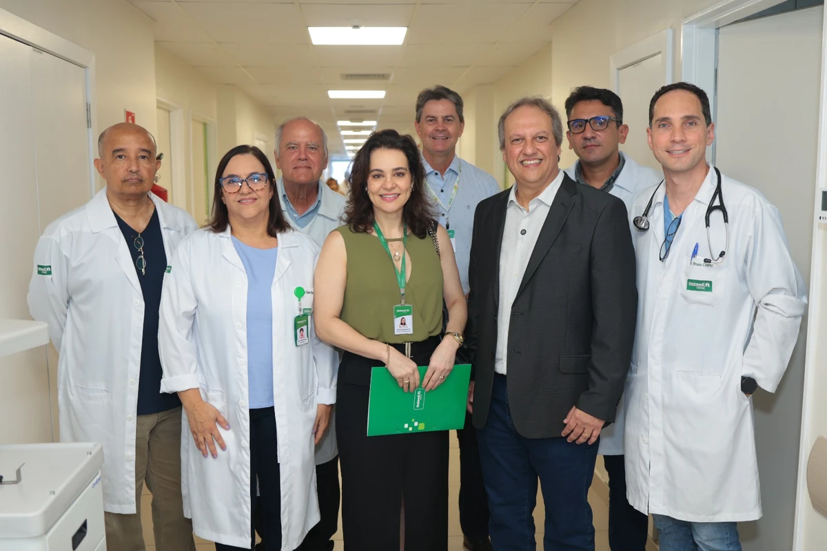 Fabiano Pimentel presidente da Unimed com sua equipe