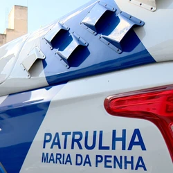 Embriagado, suspeito também ameaçou incendiar a casa com gasolina e, no fim, ingeriu herbicida, em São Domingos do Norte; vítimas foram hospitalizadas