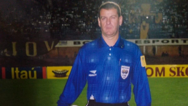 Edílson Pereira de Carvalho foi um dos envolvidos na “Máfia do Apito”, em 2005