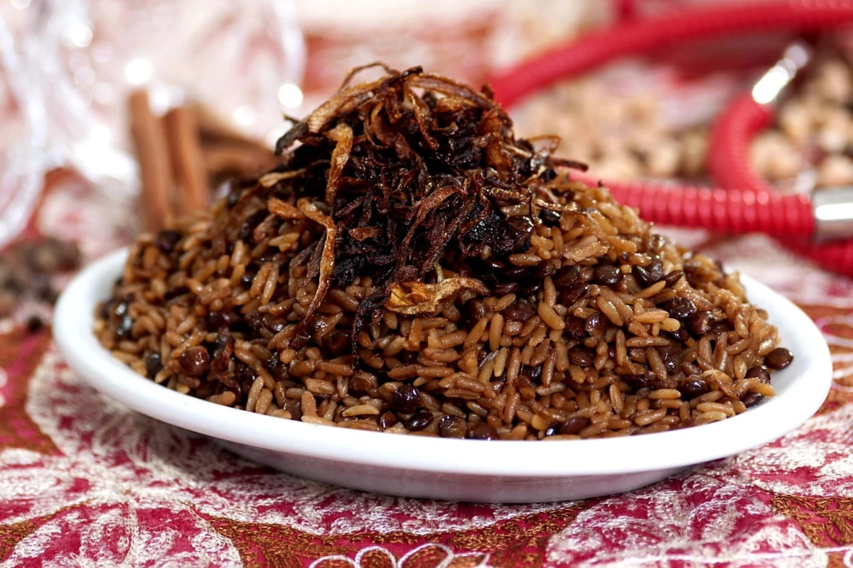 Arroz com lentilha do restaurante Kibe Lanches, em Guarapari