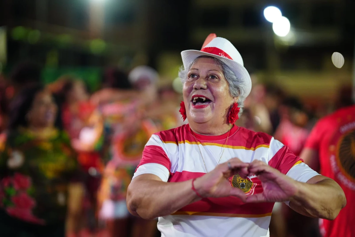 Mocidade Unida da Glória (MUG) é campeã do Carnaval de Vitória 2026 por Vitor Jubini