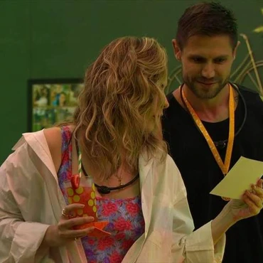 Imagem - Web se diverte com flertes entre Ana Paula Renault e Jonas Sulzbach