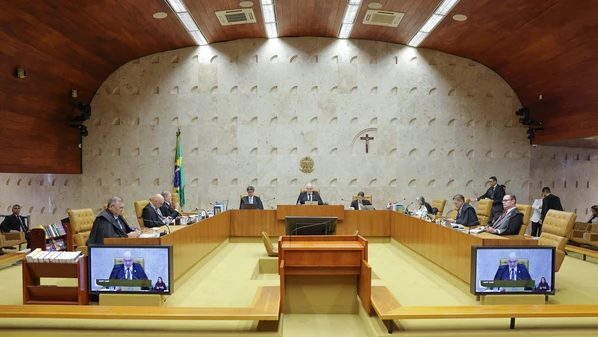 Se o afastamento era necessário, então era necessário porque havia um problema de imparcialidade. Se não havia problema, então não havia razão institucional aceitável para a saída