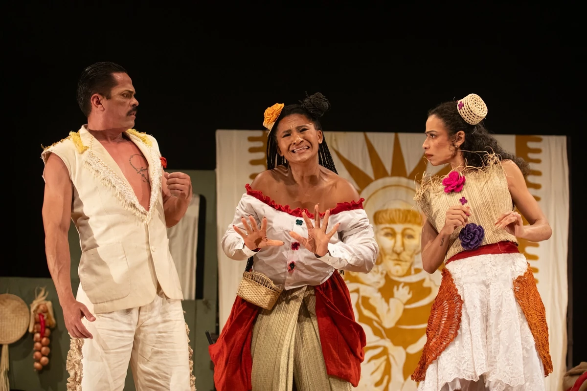 Comédia “O Santo e a Porca” 