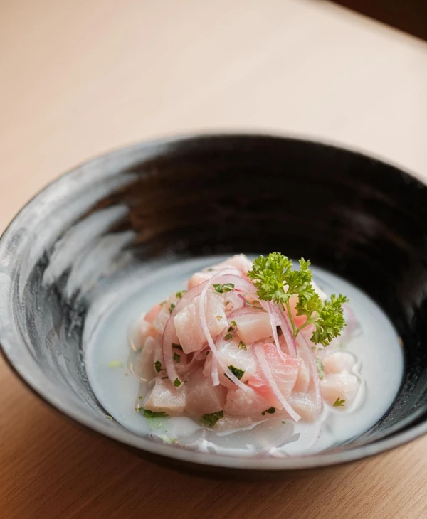 Ceviche de peixe (entrada fria/R$ 52) Foto por Pablo Gonçalves