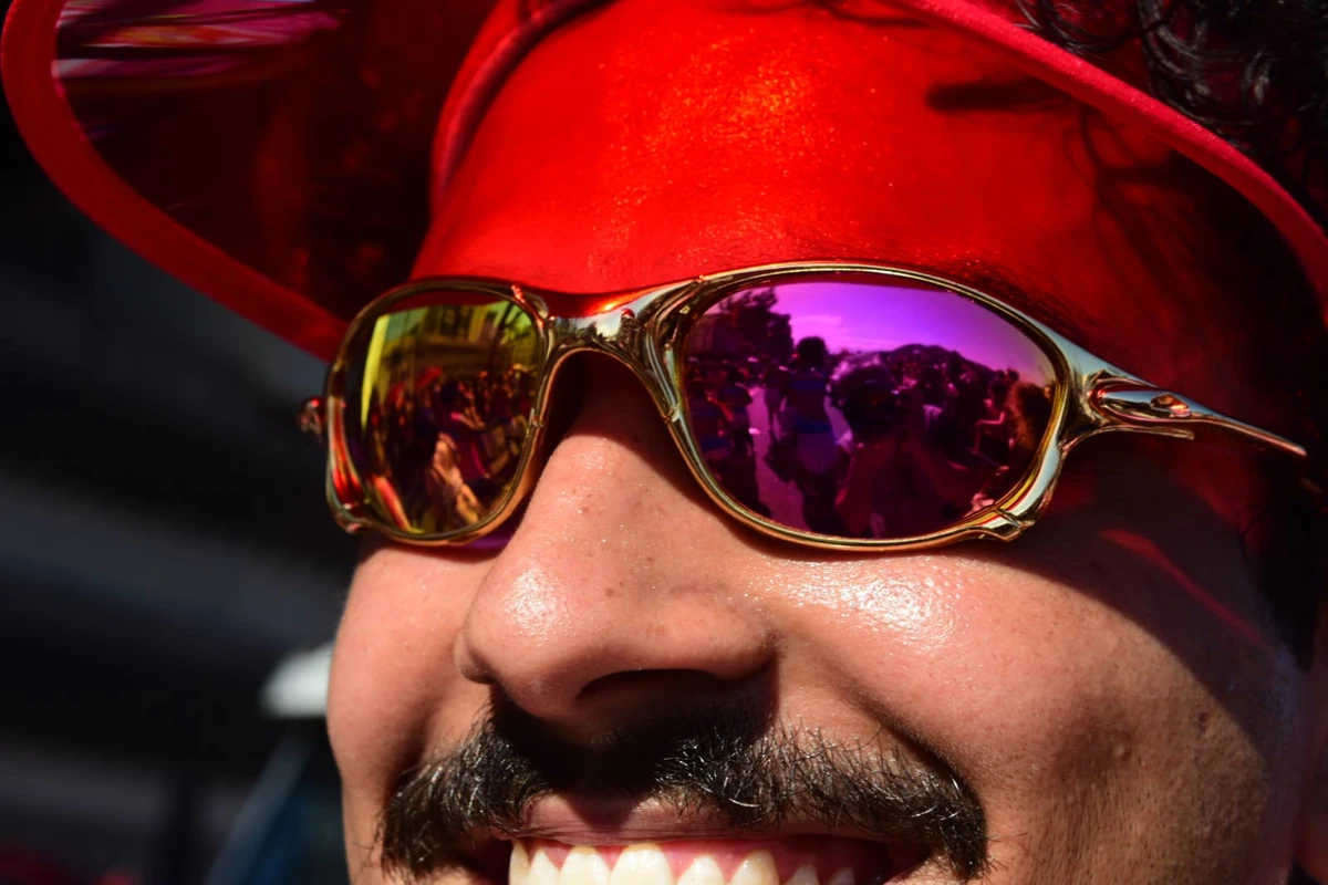 Afrokizomba leva ritmo e representatividade à Avenida Beira-Mar por Ricardo Medeiros
