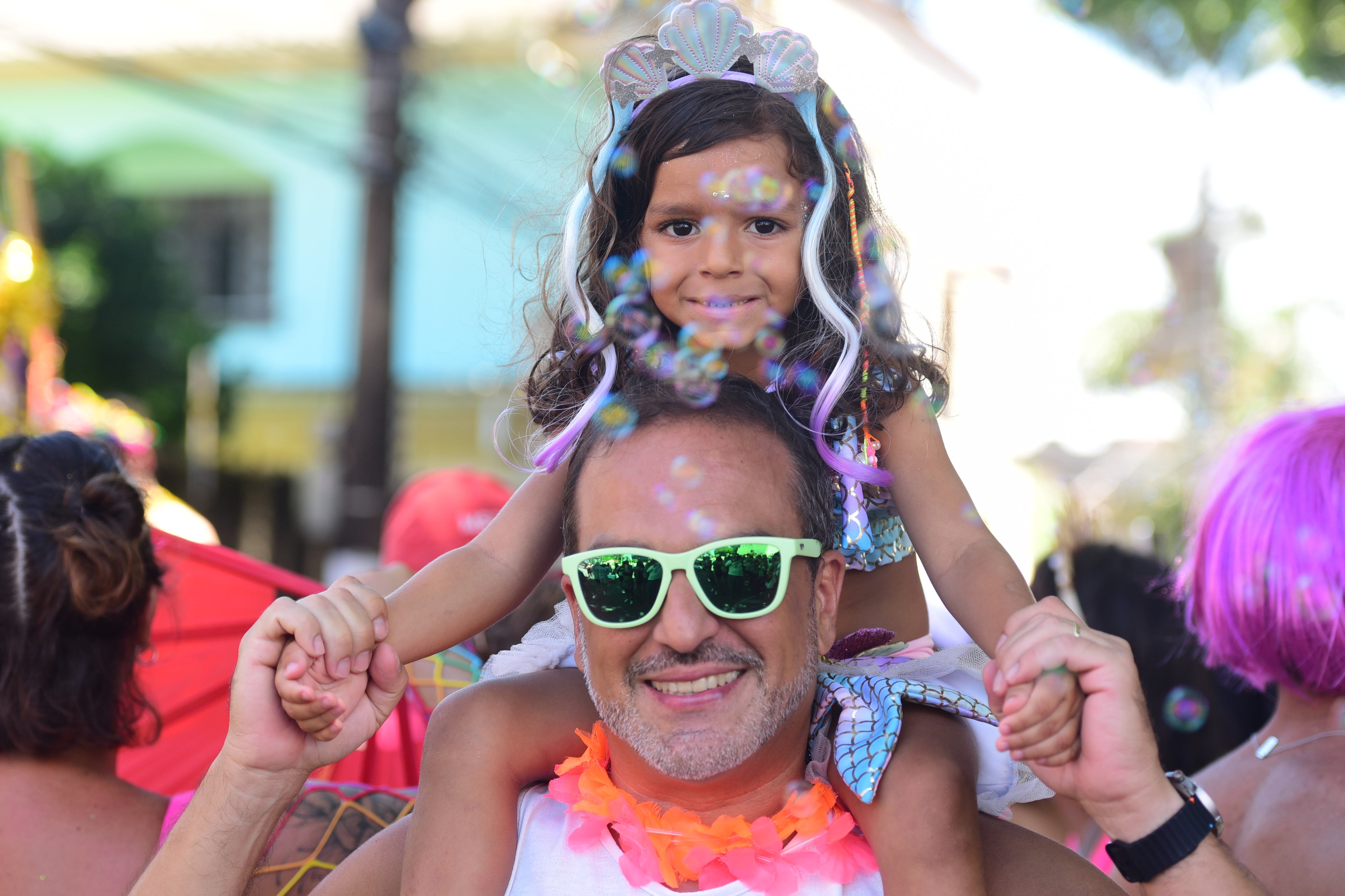 Bloco Balança Penha pelas ruas da Prainha por Carlos Alberto Silva