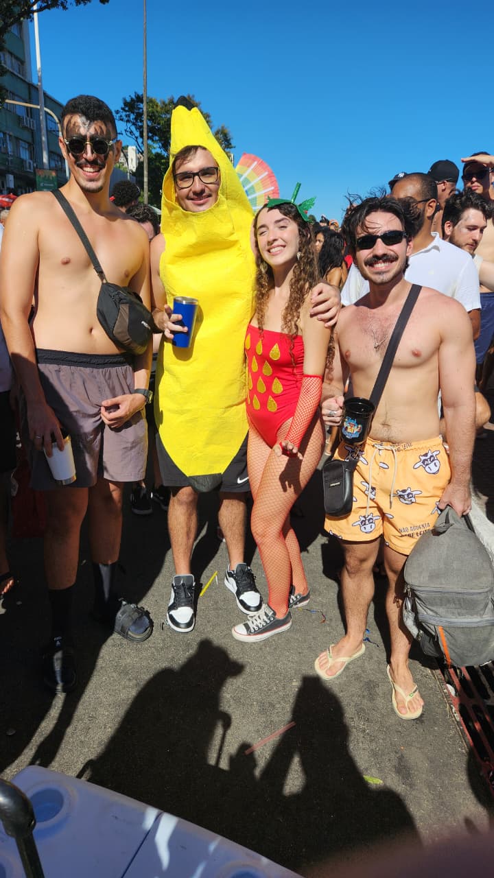 Puta Bloco arrasta foliões no Centro por Ricardo Medeiros