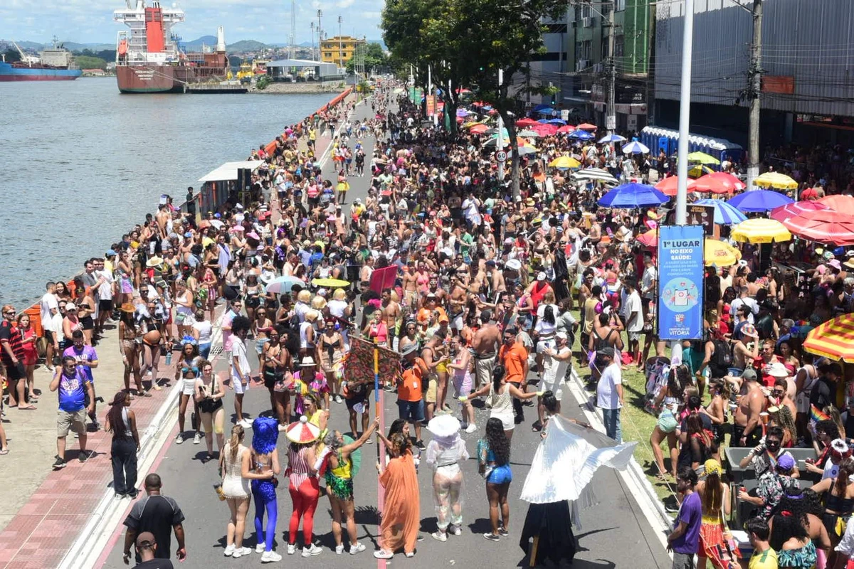 Regional da Nair reúne multidão na Beira-Mar por Carlos Alberto